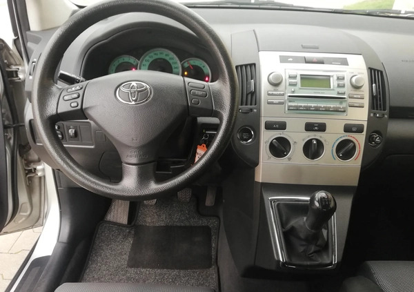 Toyota Corolla Verso cena 15600 przebieg: 202000, rok produkcji 2007 z Złocieniec małe 106